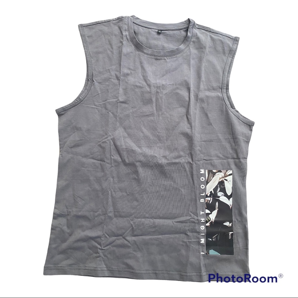 Gray tank top size M